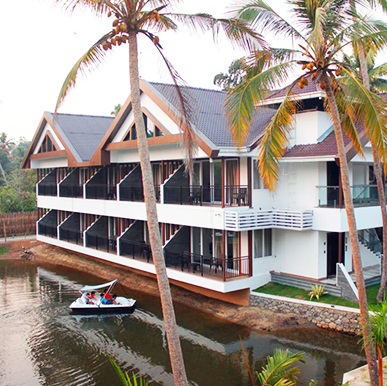 Lake Canopy, Alleppey