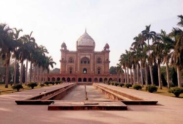 Safdurjung-Tomb-Tree-walk-1