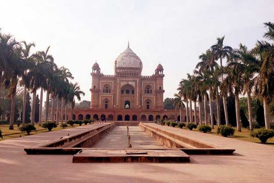 Paseo por el árbol de la tumba de Safdurjung