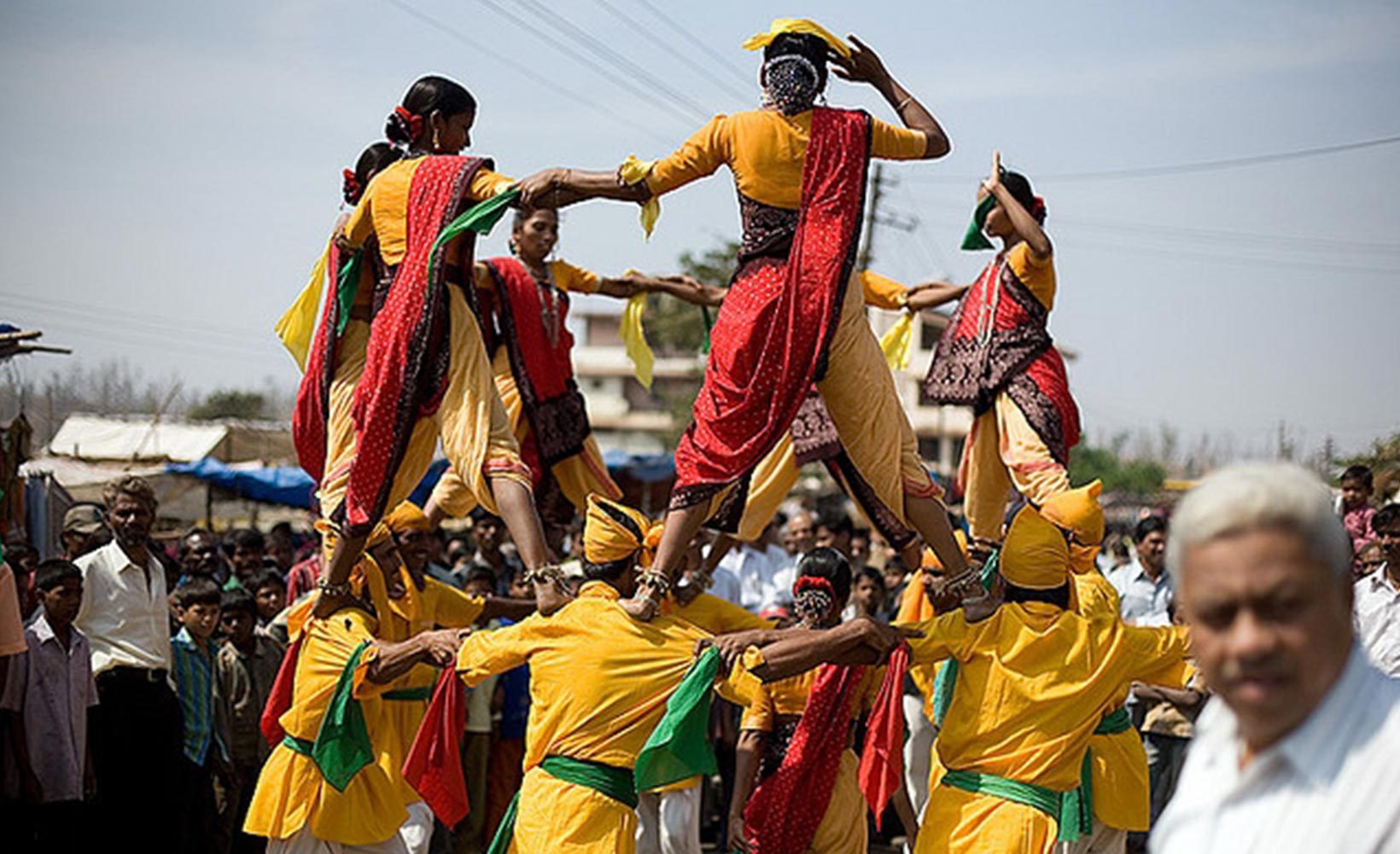 Dangs Darbar: Das Festival der Kultur, der Kostüme und des Tanzes