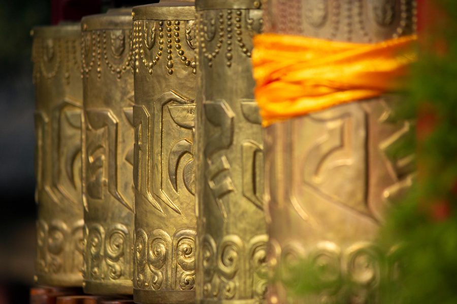 Tag des Buddha: Tauchen Sie ein in die spirituellen Traditionen