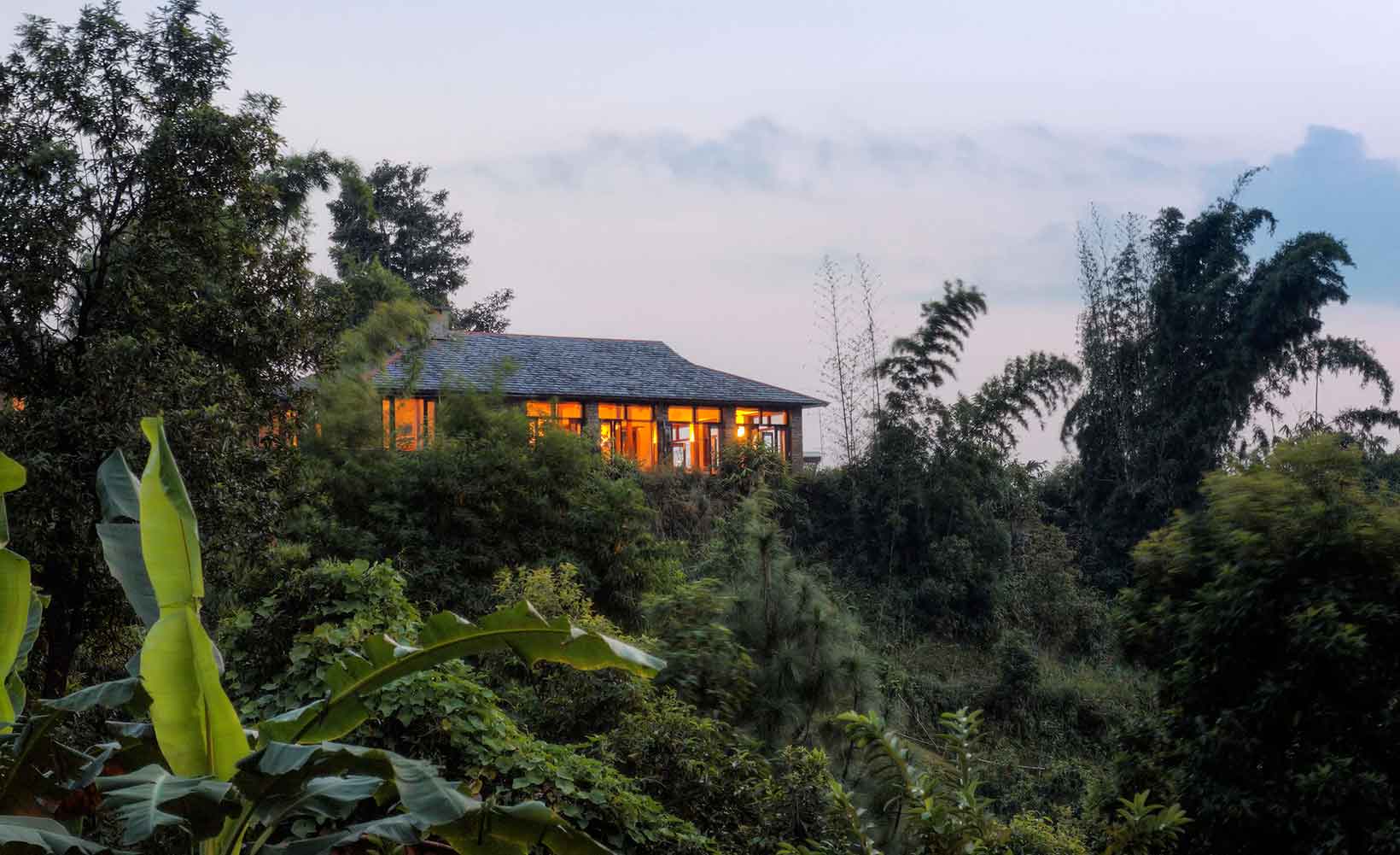 Tiger Mountain Pokhara Lodge: Путешествие в регенеративный туризм