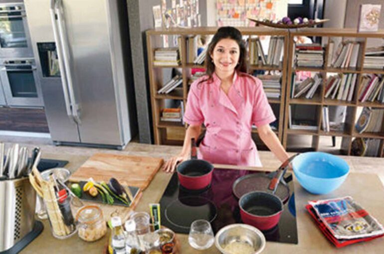 UK-to-Mumbai-Conversation-with-Anjali-Pathak