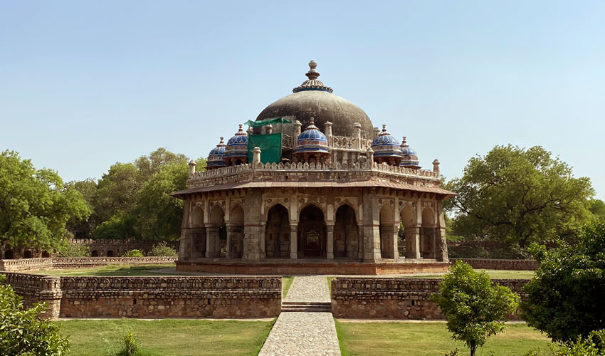 O túmulo de Isa Khan Niazi, o túmulo de Humayun