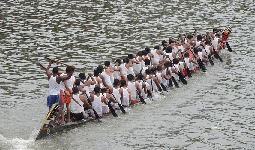 Course de bateaux du Kerala